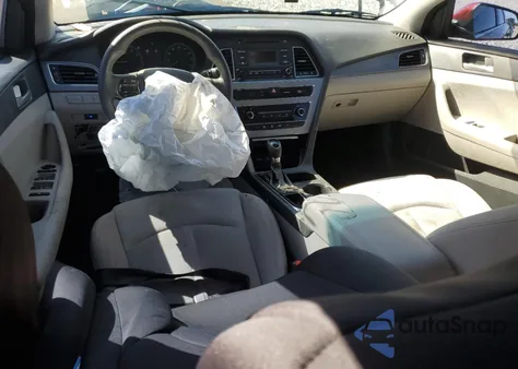 2015 Hyundai Sonata Se z USA, uszkodzony, nr VIN 5NPE24AF0FH245337